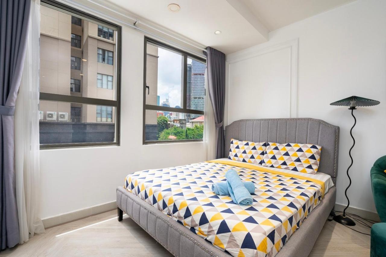 Căn hộ Saigon Royal - Spacious D4 - Hana 06 TP. Hồ Chí Minh